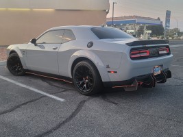Luis's 2022 Dodge Challenger — photo 5