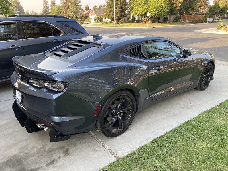 Desmond's 2019 Chevrolet Camaro — photo 1