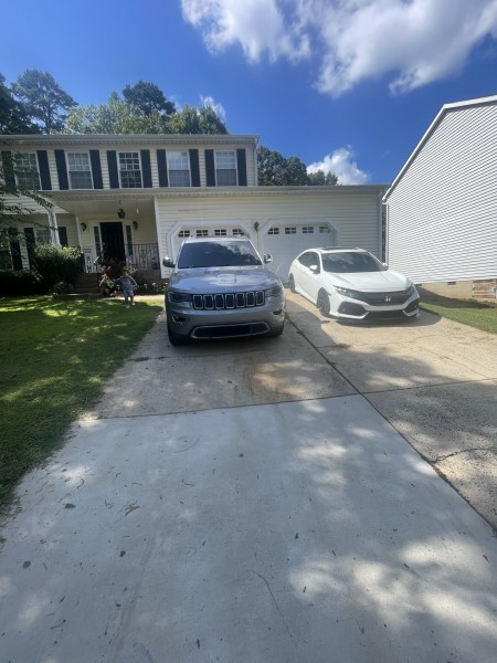 Jhoan's 2017 Jeep Cherokee — photo 1
