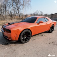 Luis's 2017 Dodge Challenger — photo 3