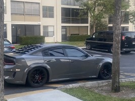 Pablo's 2019 Dodge Charger — photo 2