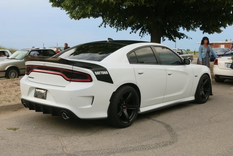 chris's 2018 Dodge Charger — photo 1