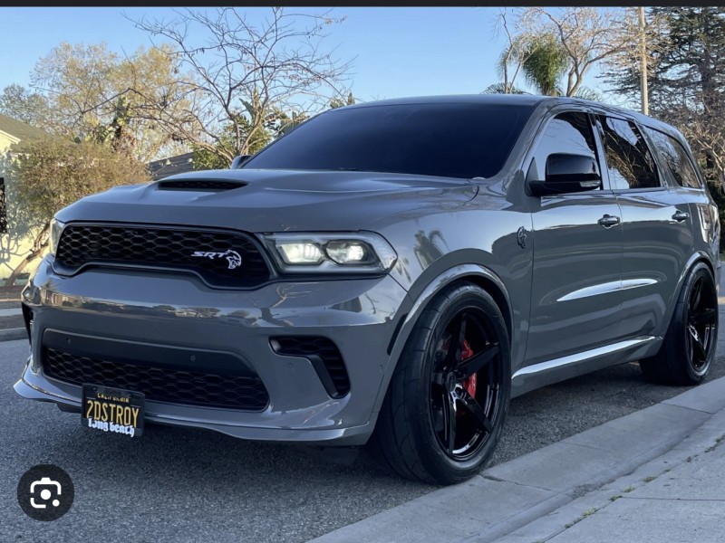 Reysagani's 2021 Dodge Durango — photo 1